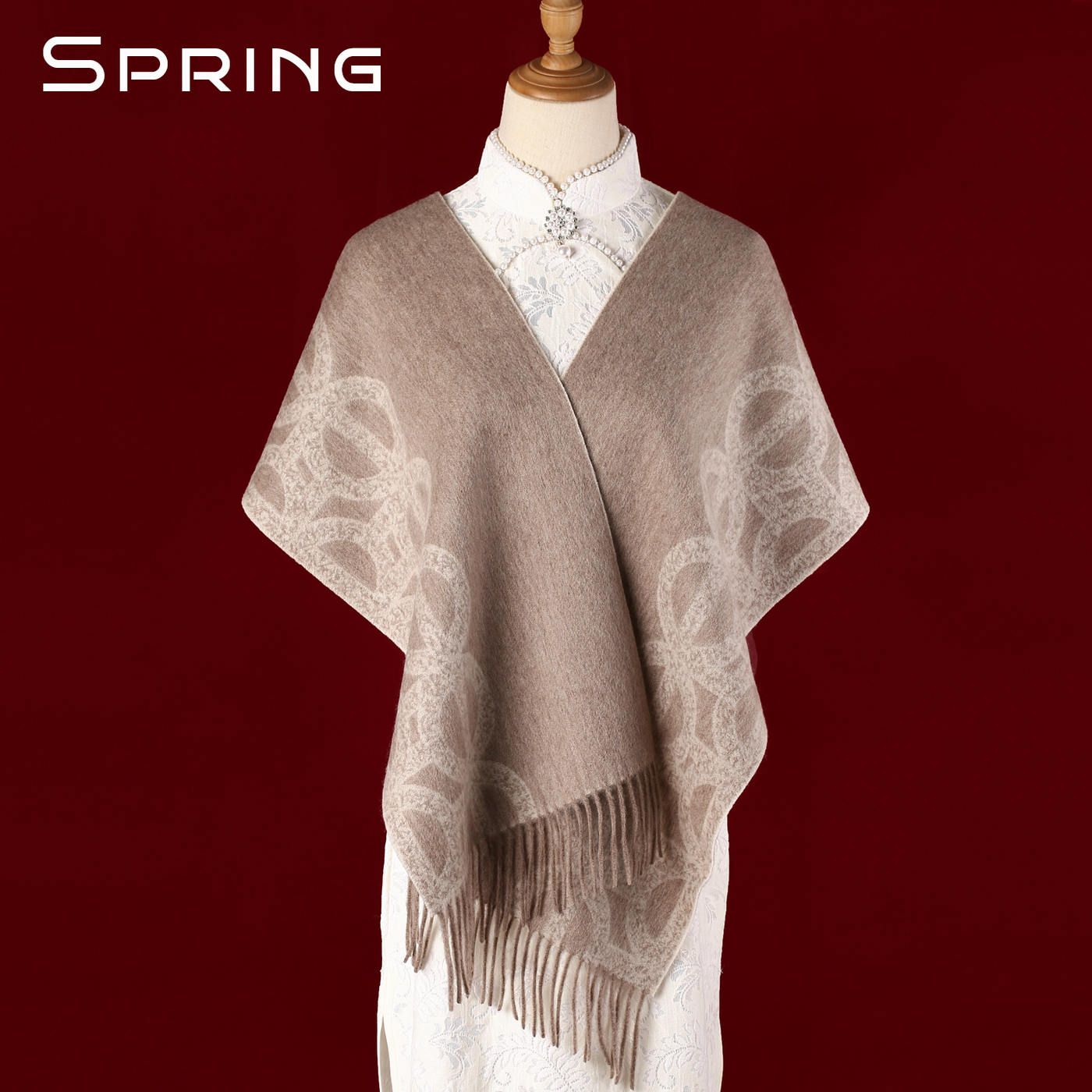 羊毛围巾女秋冬新款流苏提花披肩