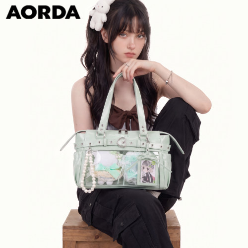 AORDA可爱皮质机车痛包通勤娃包