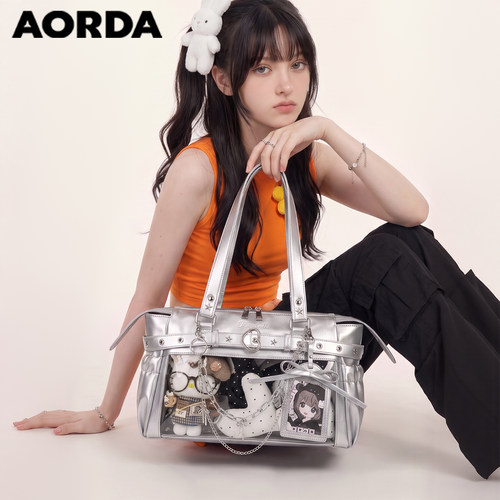 AORDA追星皮质机车痛包可爱娃包