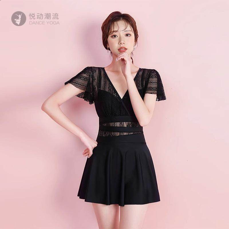 泳衣女夏款连体年新款泳装遮肉显瘦网纱泡温泉V领女士游泳衣