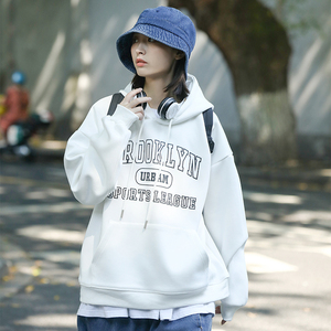 WY687-P50 男士春季青少年学生日系简约字母连帽卫衣外套宽松上衣图片