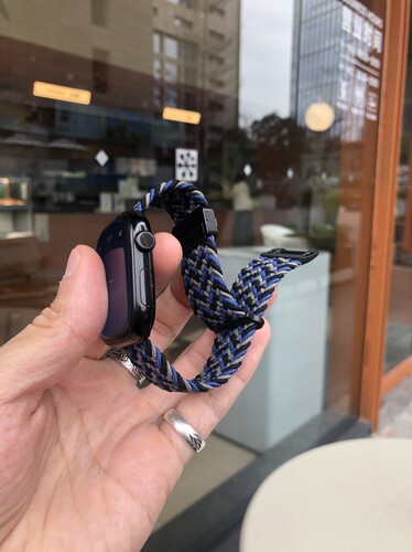 卡客风暴 双节连体编织适用苹果applewatch手表带s11 10磁吸秋冬9