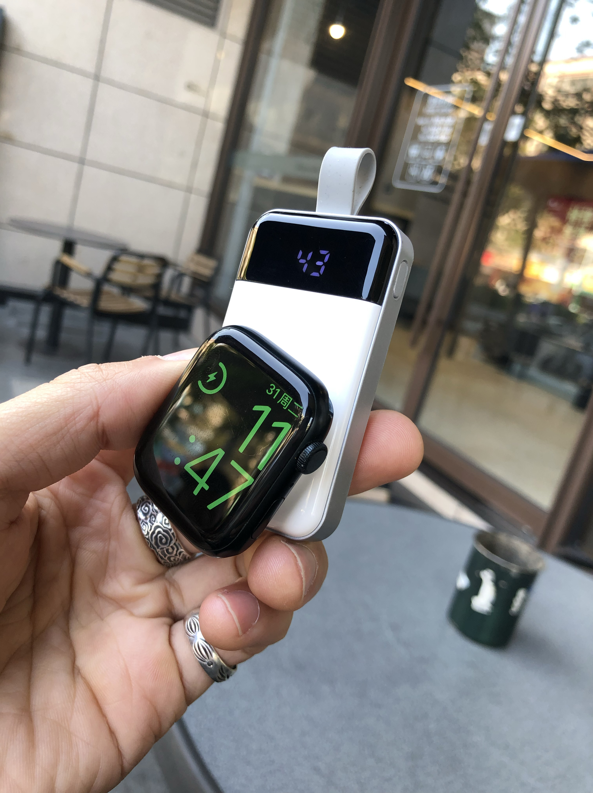 卡客风暴 便捷充电宝适用苹果/三星iwatch手表s10口袋充电器98765