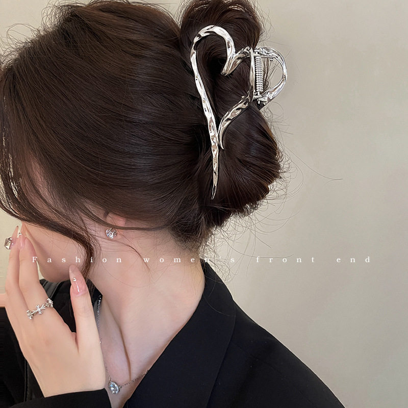 小众镂空爱心抓夹女大号新款高级感鲨鱼夹头饰后脑勺优雅气质发夹,饰品/流行首饰/时尚饰品新,民族风发饰,淘宝优惠券,粉丝福利购,淘宝优惠卷
