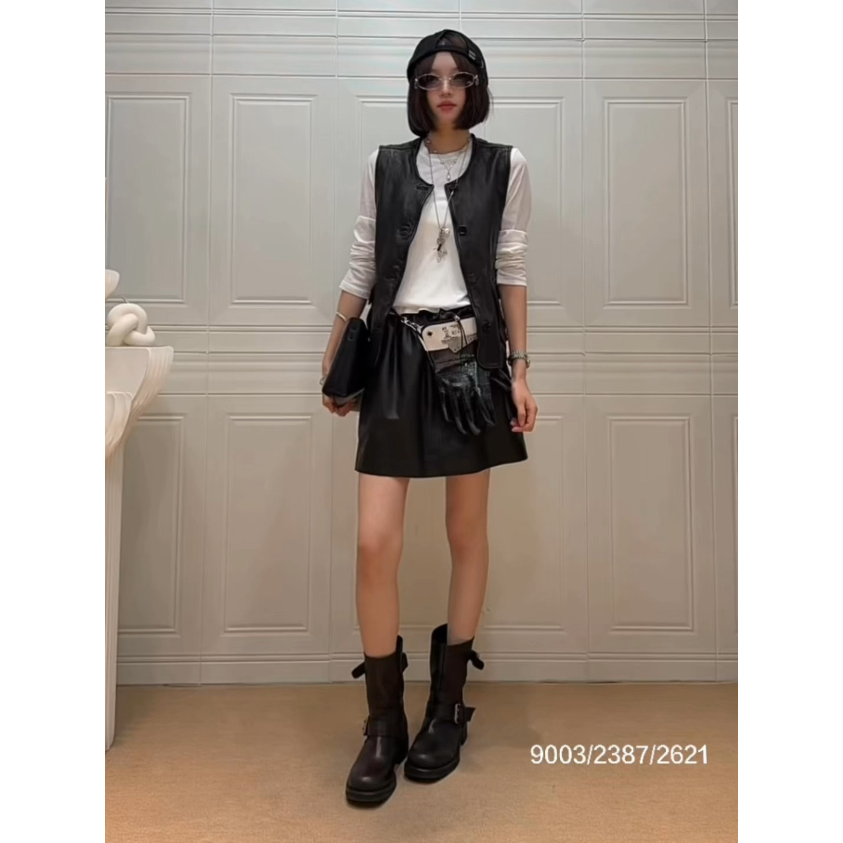 韩奈韩国女装东大门正品2026秋季双口袋单排扣显瘦羊皮革马甲9003