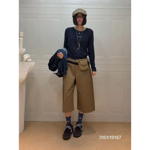 软糯长袖小字母打底T恤女秋季