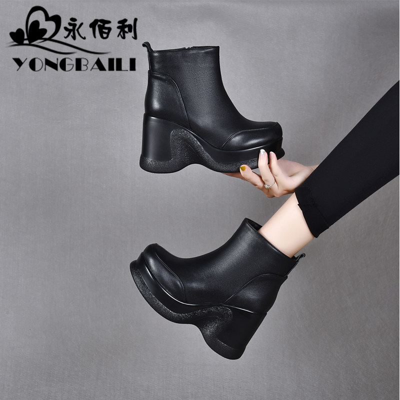 坡跟厚底牛皮短靴女2025新款复古皮鞋真皮马丁靴时装靴休闲靴女鞋