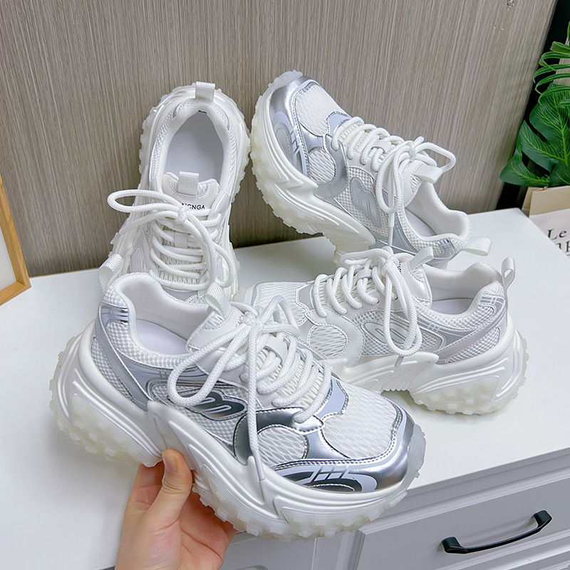 老爹鞋透气运动鞋增高厚底鞋2025夏季新款弹力吸膜底女鞋百搭鞋子