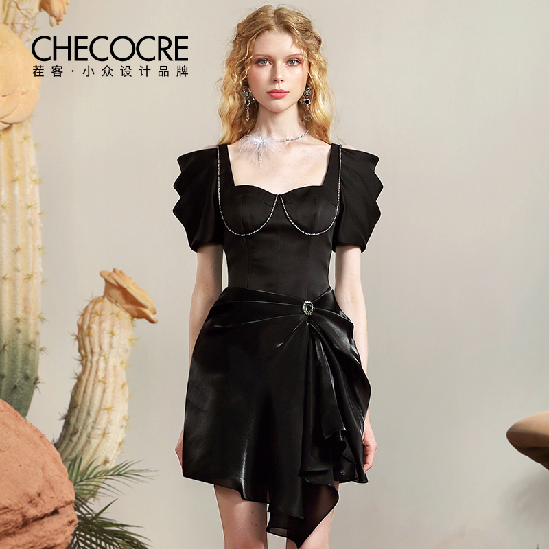 茬客气质感优雅拼接连衣裙