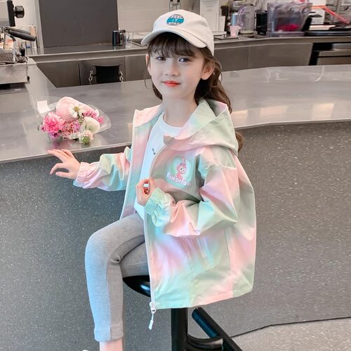 2026新款女童连帽冲锋衣卡通