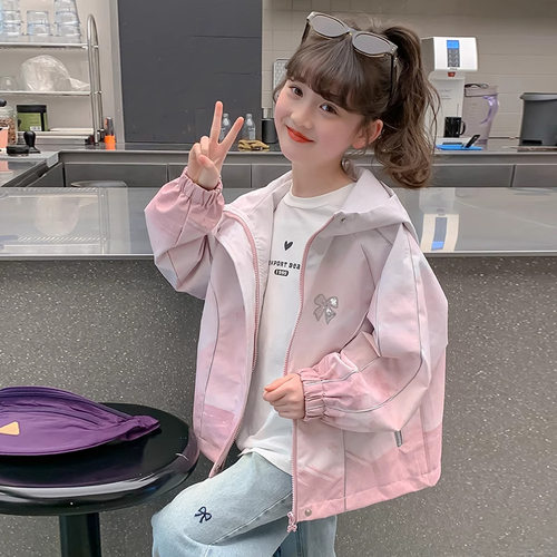 女童春秋冲锋衣夹克洋气新款