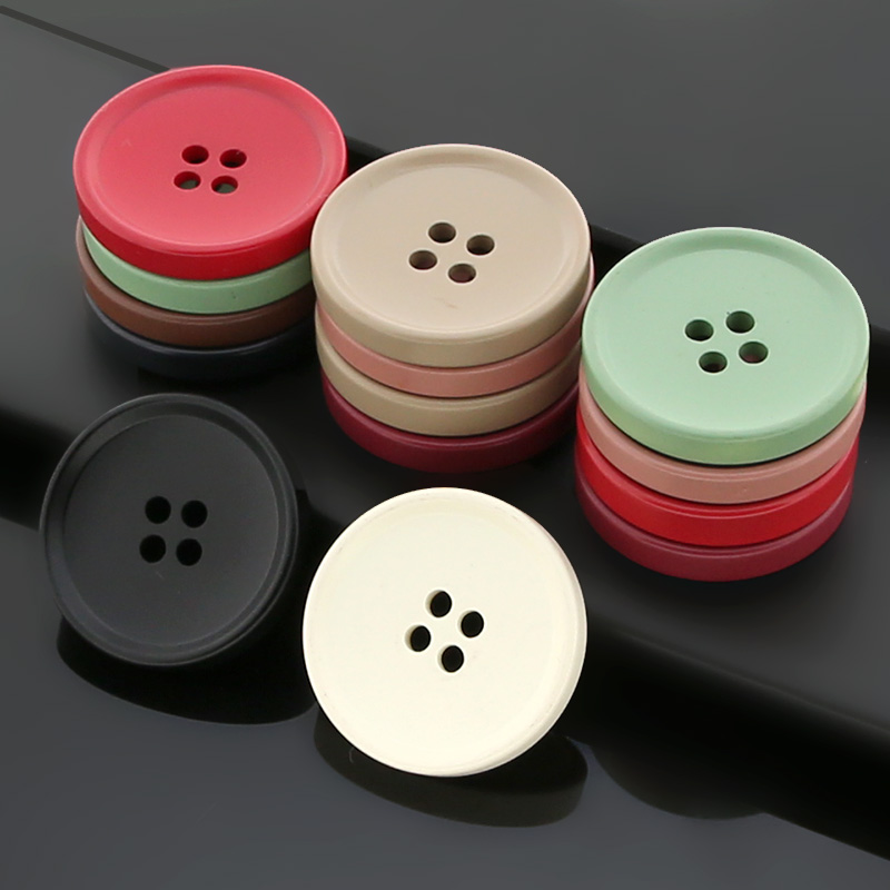 黑色树脂纽扣女上衣毛衣扣西装