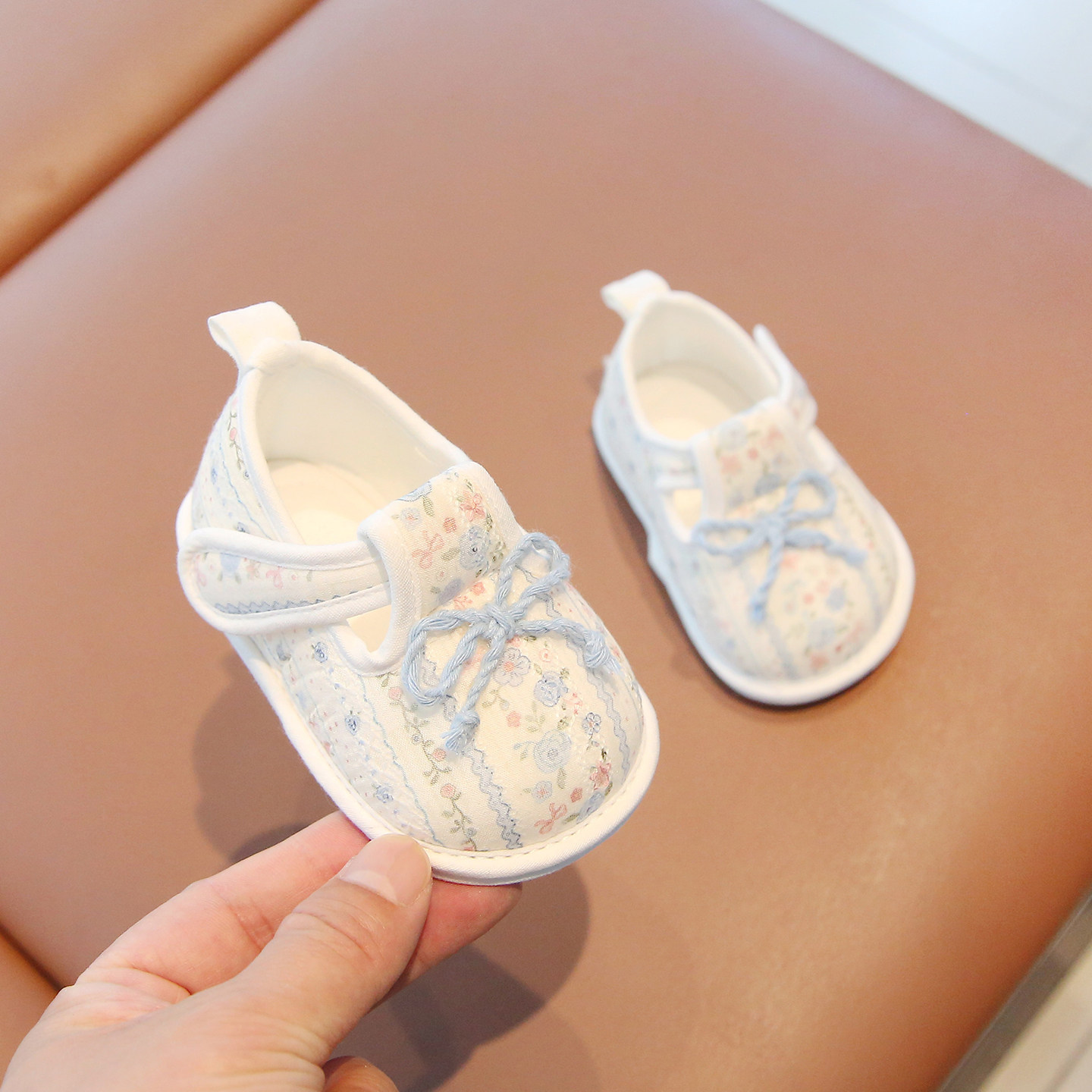 春秋新生婴儿女宝软底步前鞋