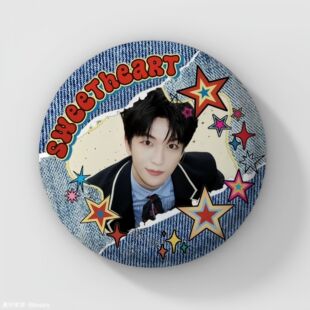 黄子弘凡周边明星高颜值可爱吧唧徽章书包挂件马口铁精致闺蜜礼物