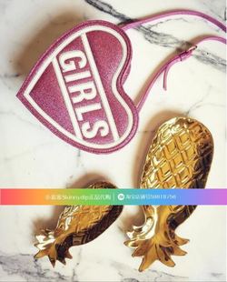 现货 正品SKINNYDIP粉红色珠光GIRL爱心桃心心形斜挎包