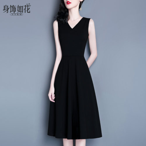 春修身显瘦版型法式赫本范小黑裙