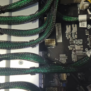 华硕ESC8000-E11 / E12 显卡GPU供电线4090 3090 A100 P100 L20