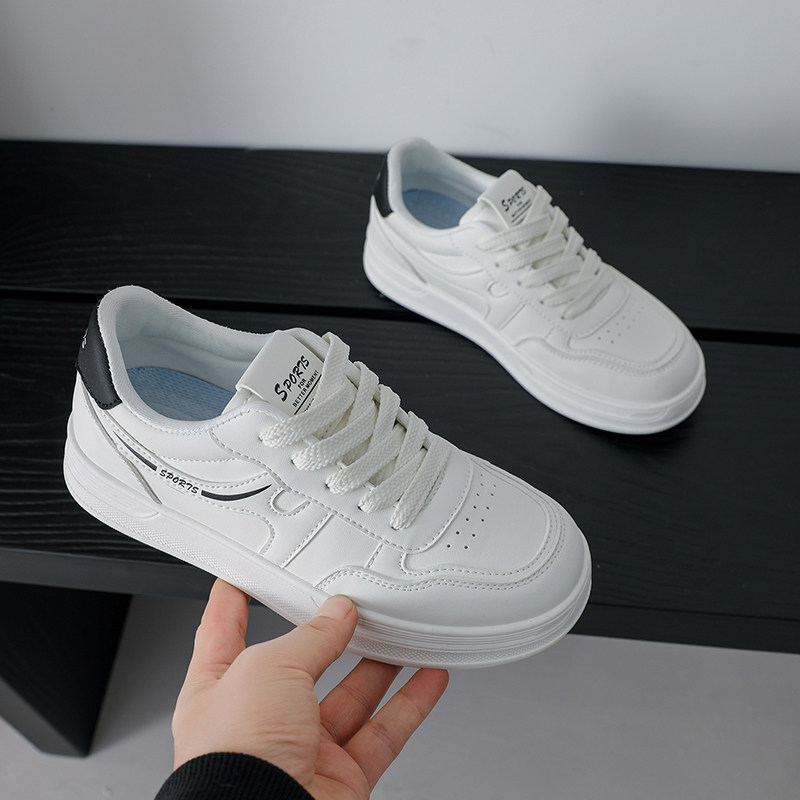 小白女鞋女款2026春季新款百搭休闲板鞋秋款透气厚底鞋子网红爆款