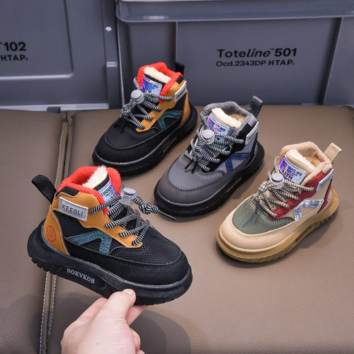 /冬季韩版儿童雪地靴202皮靴