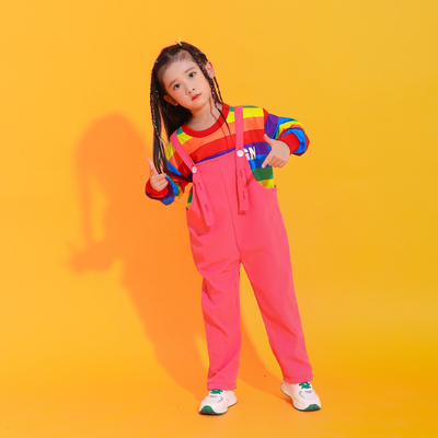 新款六一儿童啦啦队演出服幼儿园舞蹈表演服彩条背带裤Z服装冬季