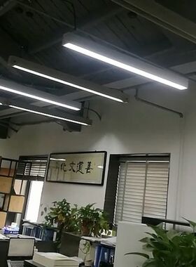 北欧工业风长条办公室吊灯简约个性餐厅吧台店铺商用长条水泥吊灯