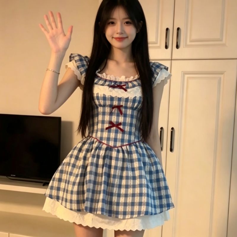 日系学院风甜美少女蓝色格纹连衣裙初夏季新款女学生显瘦超仙短裙