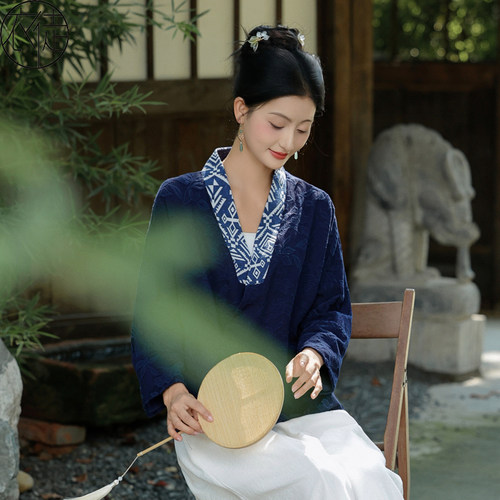 中国风汉服春秋茶服女