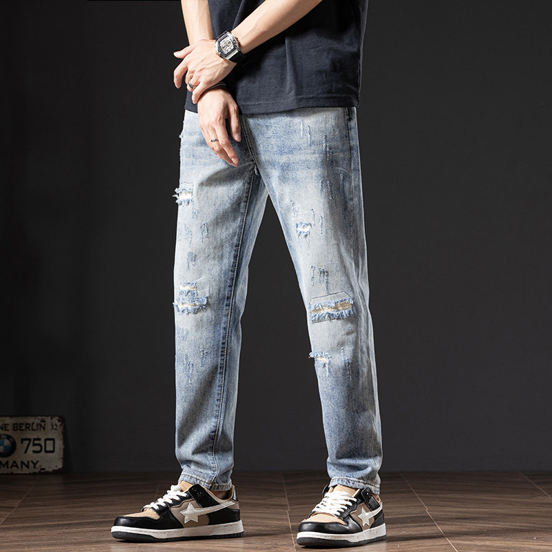 乞丐补丁破洞牛仔裤男秋季新款美式高街直筒浅蓝水洗纯棉九分裤子