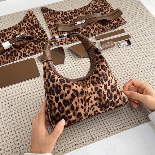 豹纹饺子包diy手工编织包送朋友