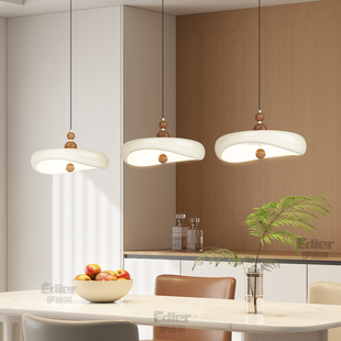 现代简约餐厅吊灯创意设计师奶油风白色高级感2026新款 餐桌吊灯具