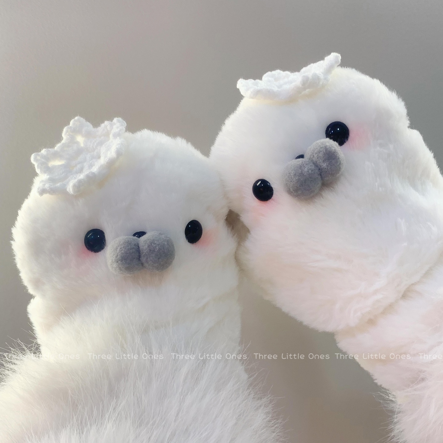 可爱雪花小海豹腮红毛绒手套女