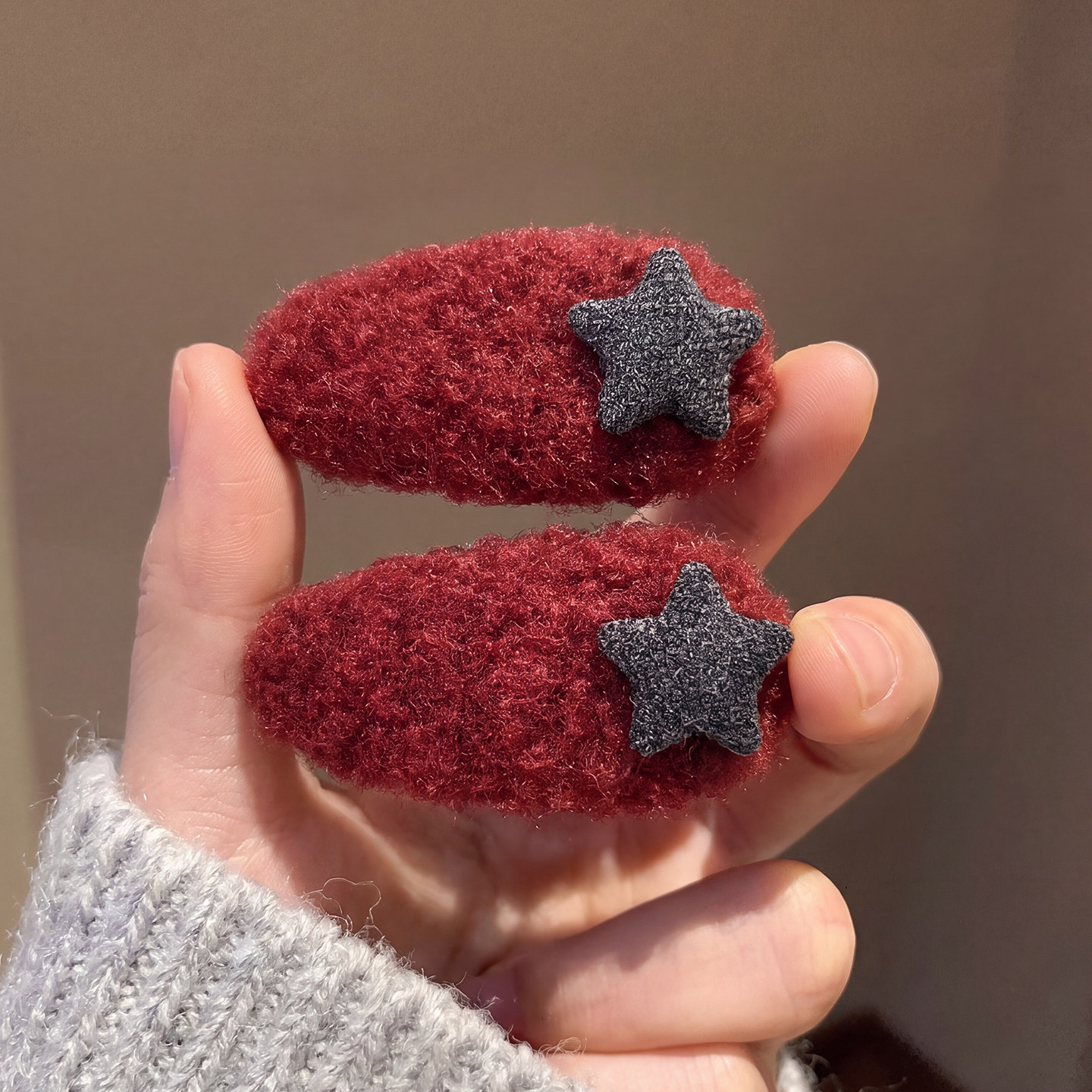 红色星星毛绒发夹边夹侧边女高级感头饰发卡刘海侧边前额碎发BB夹