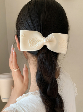 山茶花小香风~米色蝴蝶结发夹女高级感夹子头饰百搭边夹侧边发卡