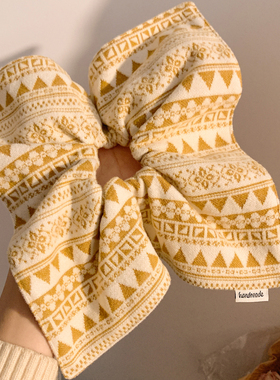 黄色几何图案针织方巾大肠发圈女高级感小众头饰超大方形复古发绳