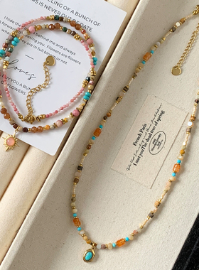 设计感小众粉色天然石串珠项链