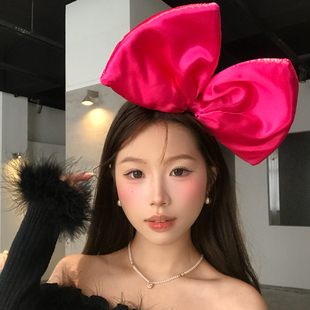 超大玫红色蝴蝶结生日发箍女可爱少女心韩系头饰氛围感拍照道具