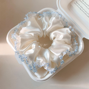 白色缎面蓝边大肠发圈女高级感丸子头超大扎头发头绳慵懒风发饰