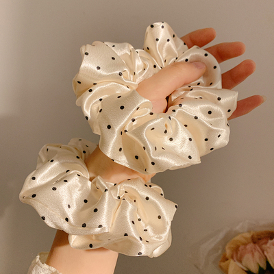 法式复古~波点大肠发圈