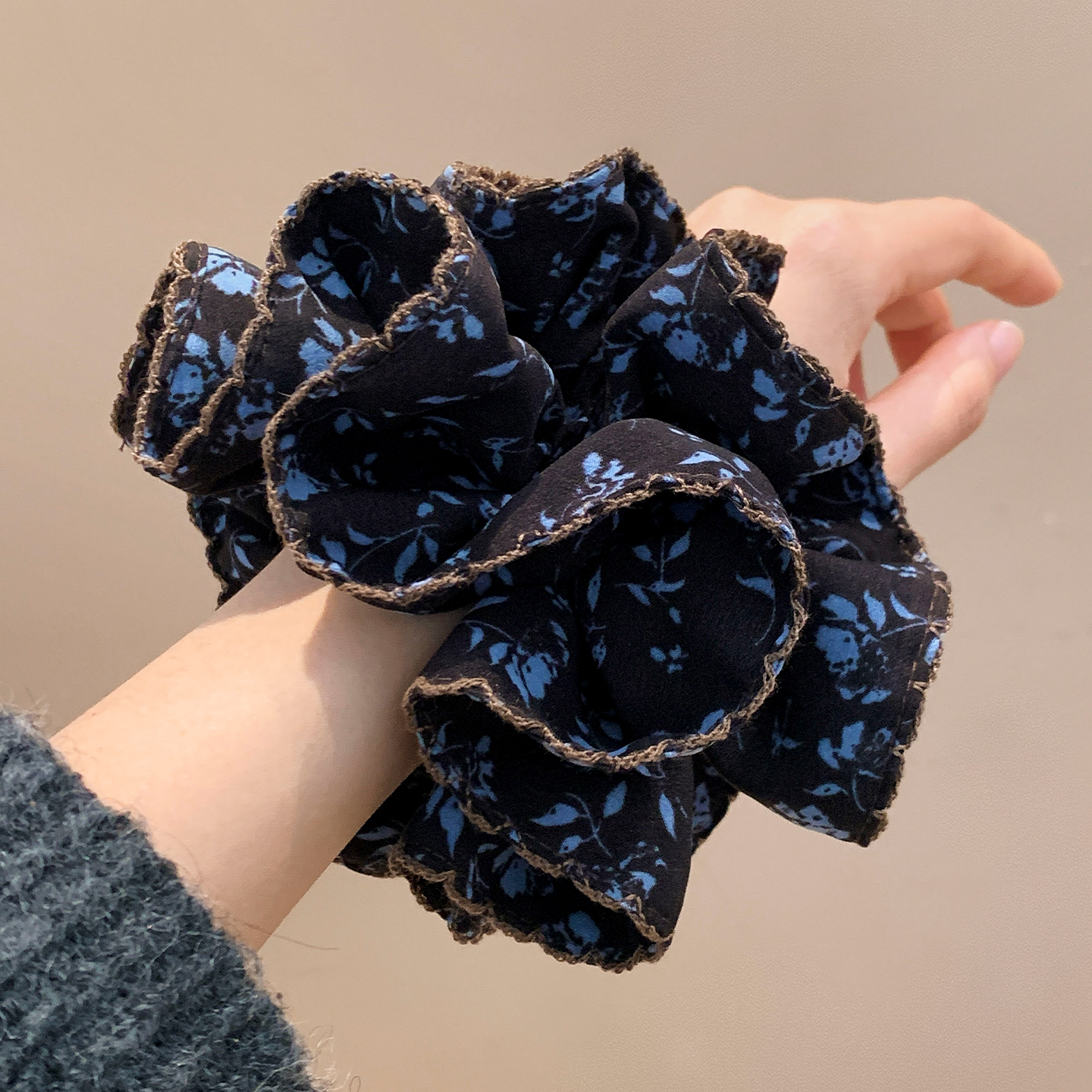 慵懒风黑色碎花韩系双层大肠发圈