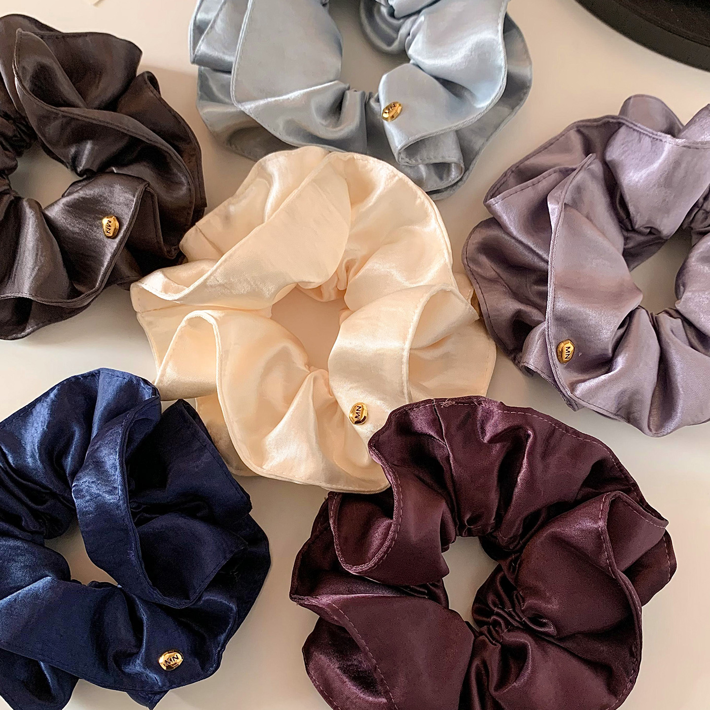 蓝色缎面双层扎发大肠发圈