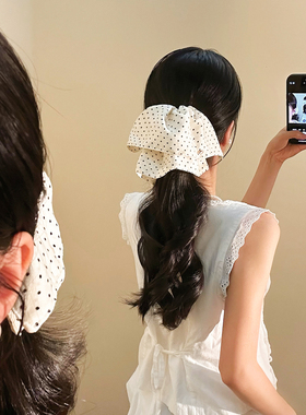 白色波点缎面马尾抓夹女后脑勺鲨鱼夹高级感发夹半扎发气质头饰
