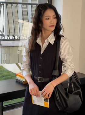 一匠 法式温柔气质V领背心裙收腰显瘦复古藏蓝色连衣裙通勤百搭