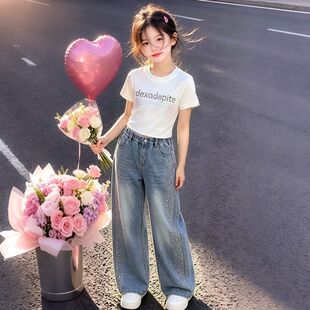 女童夏季套装2026新款儿童洋气字母短袖白T侧边烫钻牛仔裤两件套