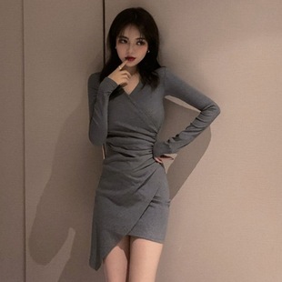 連衣裙交叉V領收腰顯瘦包臀裙子A字短裙女秋季 長袖 性感不規(guī)則修身