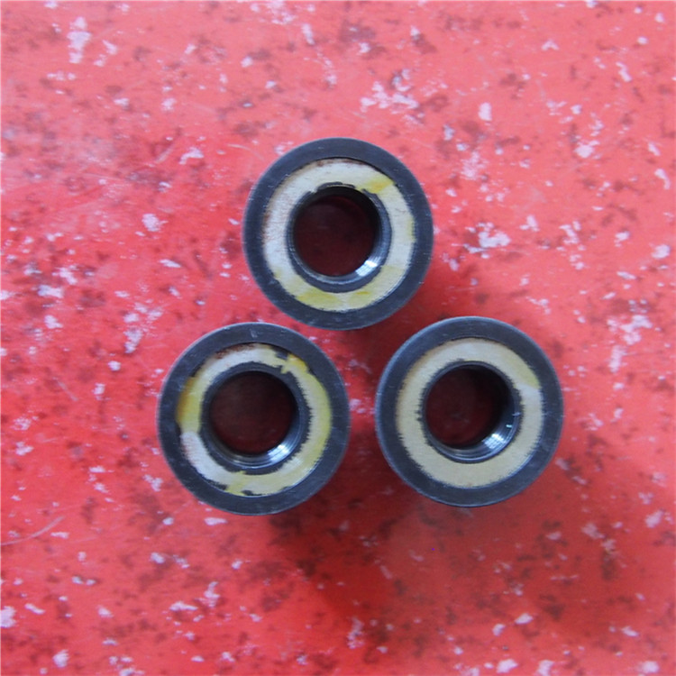 长城风骏哈佛CUV哈弗H3/H5柴油2.5TCI/2.8TC气门室盖 螺丝座 胶垫