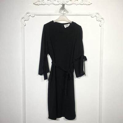 珂P系列 8124S090 时尚连衣裙品牌女装折扣颦