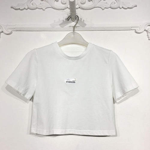 潮系列 8168S250 时尚T恤品牌女装折扣颦