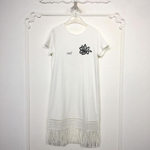 M系列 8175S265 时尚连衣裙品牌女装折扣颦