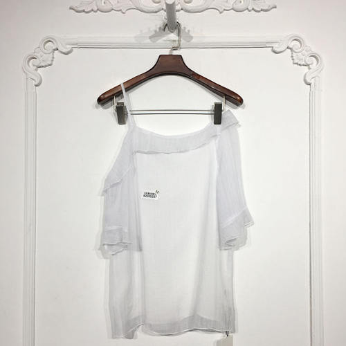 VE系列 8208S257 时尚上装品牌女装折扣颦