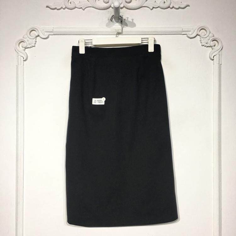 潮系列 8271S223 时尚半身裙品牌女装折扣颦